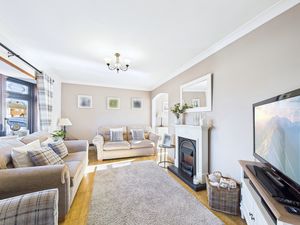 Photo 11- click for photo gallery